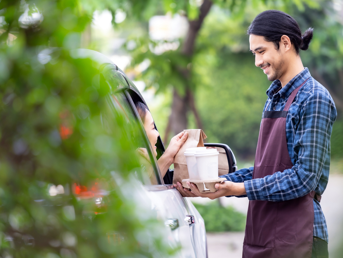 Ordering Online: How the Global Pandemic Changed the Restaurant Industry for Good